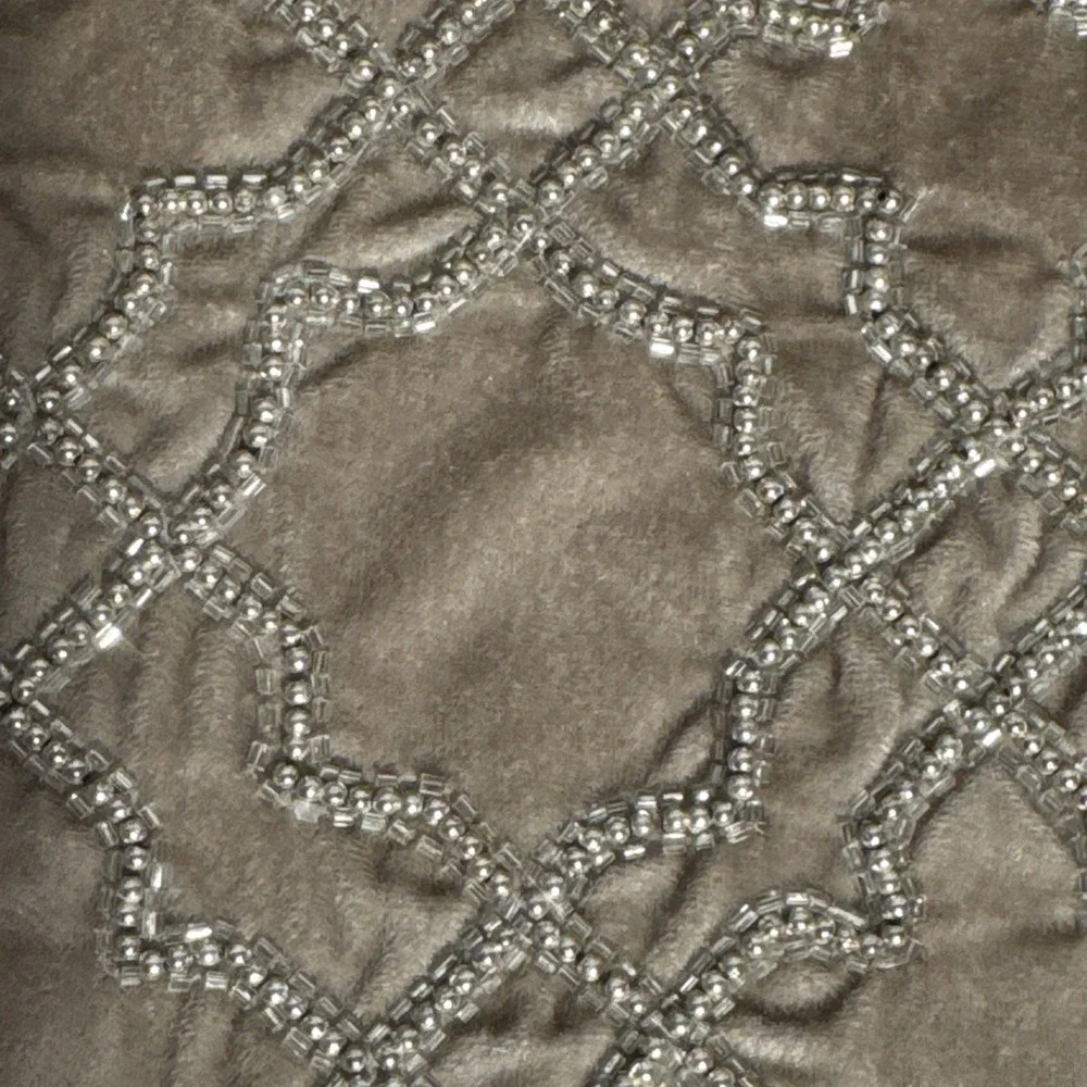 Tahari Elegant Beaded Snowflake Beige Table Runner Approx 58.25
